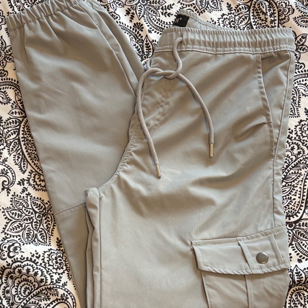 Men's Casual Cargo Pants in Light Gray
